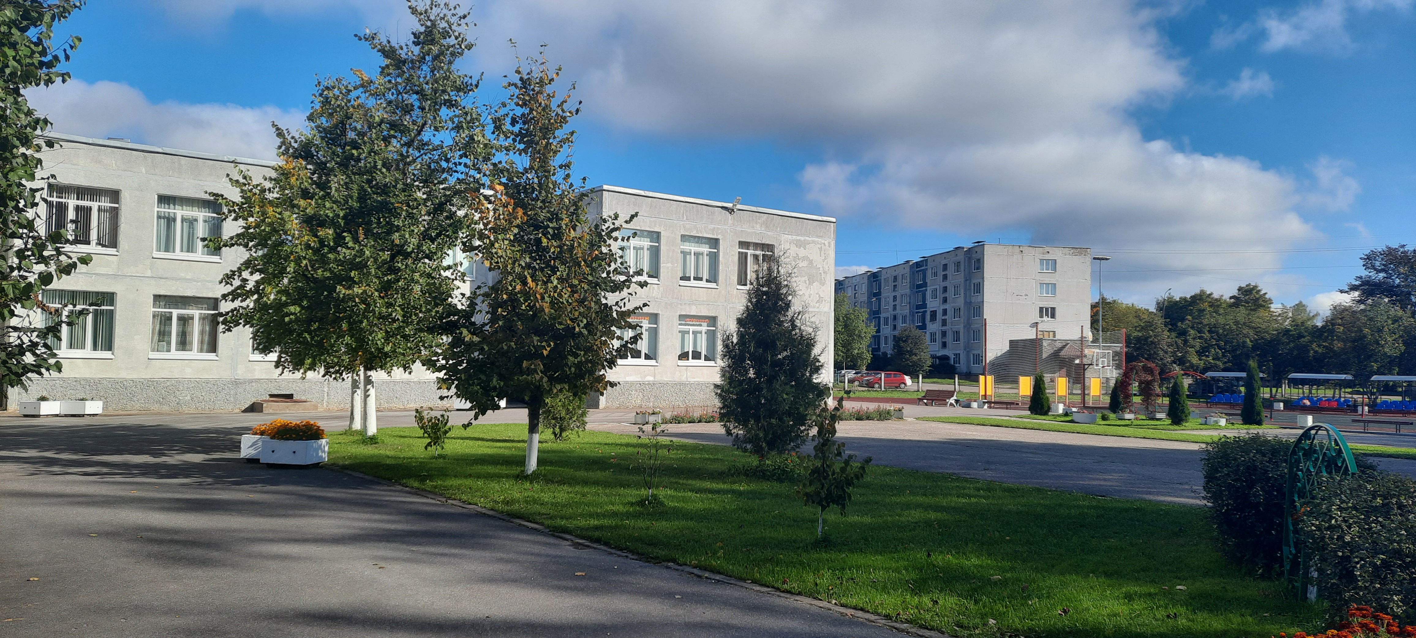 Фотографии школы.