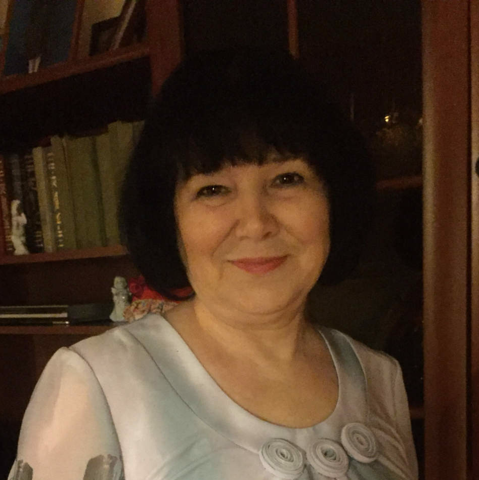 Копнина Галина Дмитриевна.